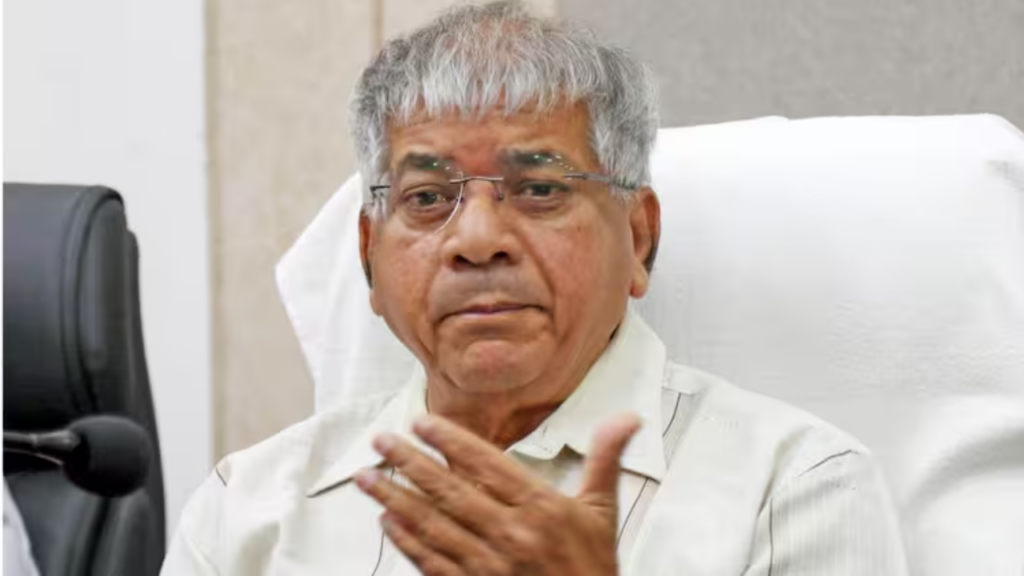 अकोला जिल्ह्यात तिरंगी सामने; महायुती, महाविकास आघाडीसह वंचित लढतीत